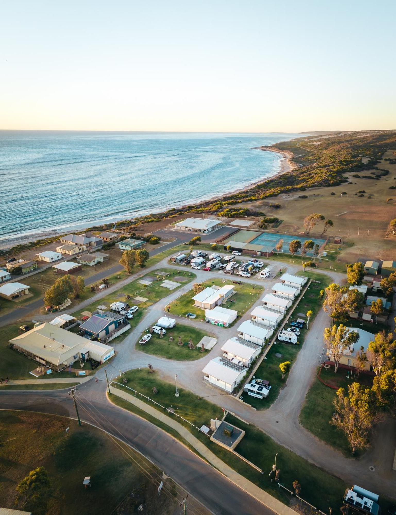 Horrocks Beach Caravan Park Extérieur photo
